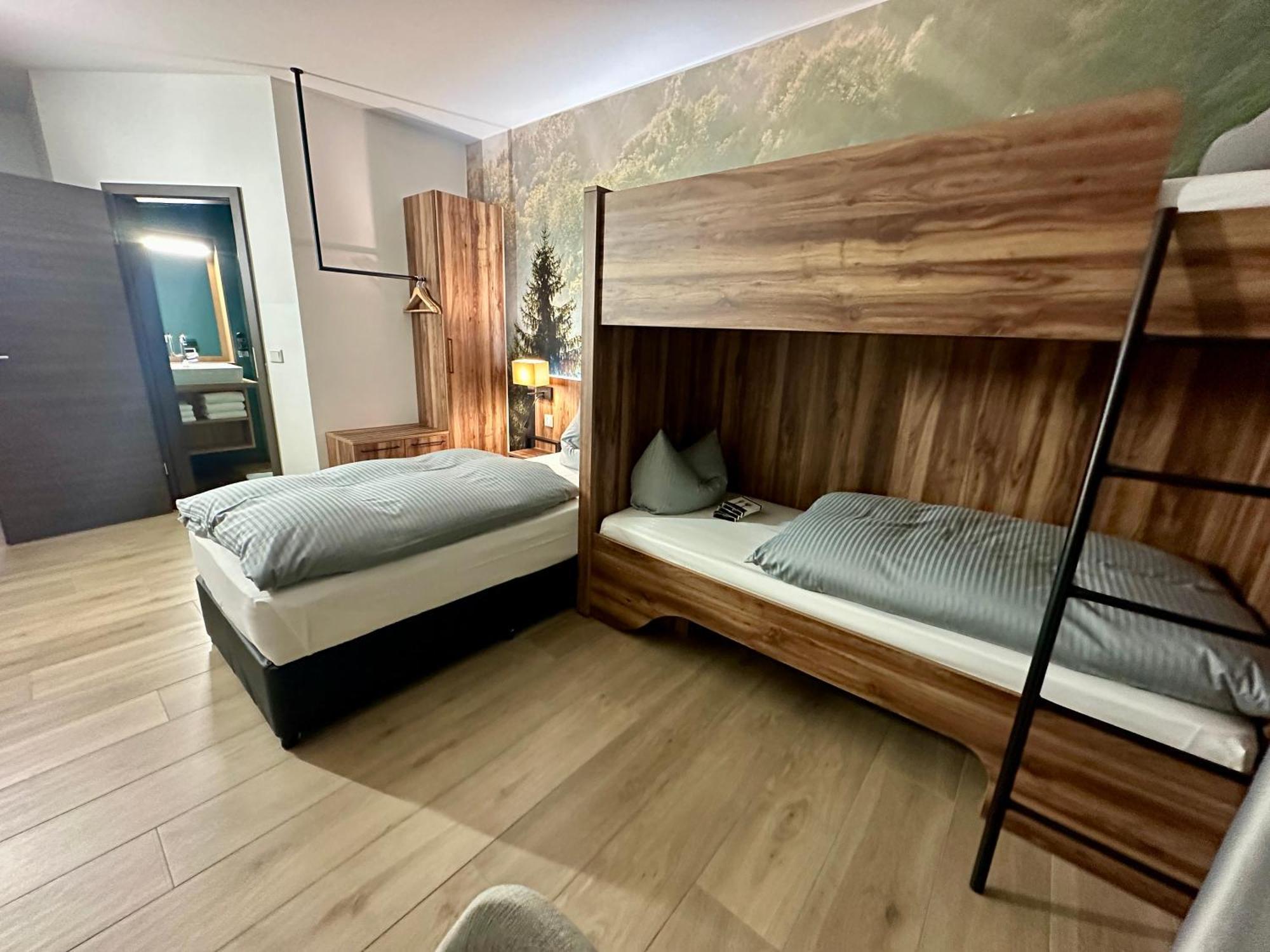 Asbach-baumenheim 3*