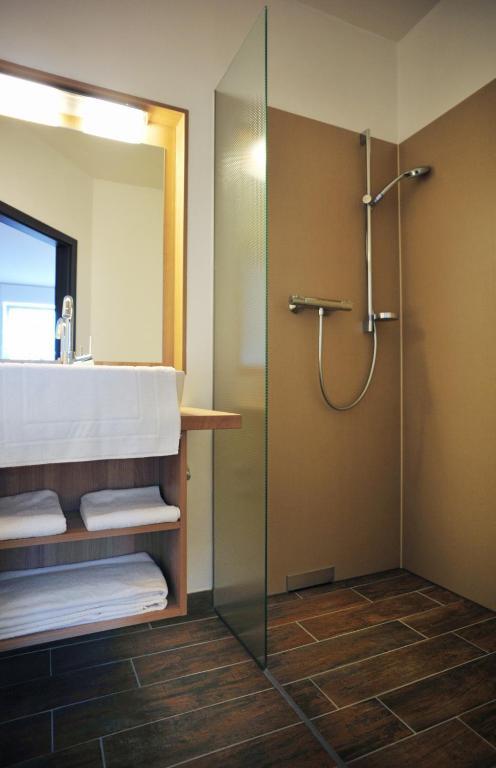 Asbach-baumenheim 3*